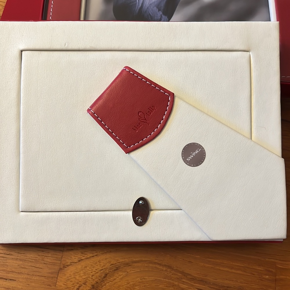 Picture frame - Picture 3 of 3